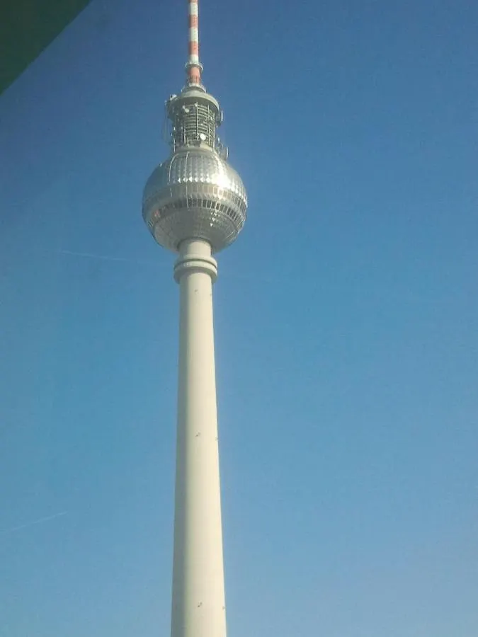 Mitte Von Mitte - Blick Auf Den Turm Apartamento Berlim